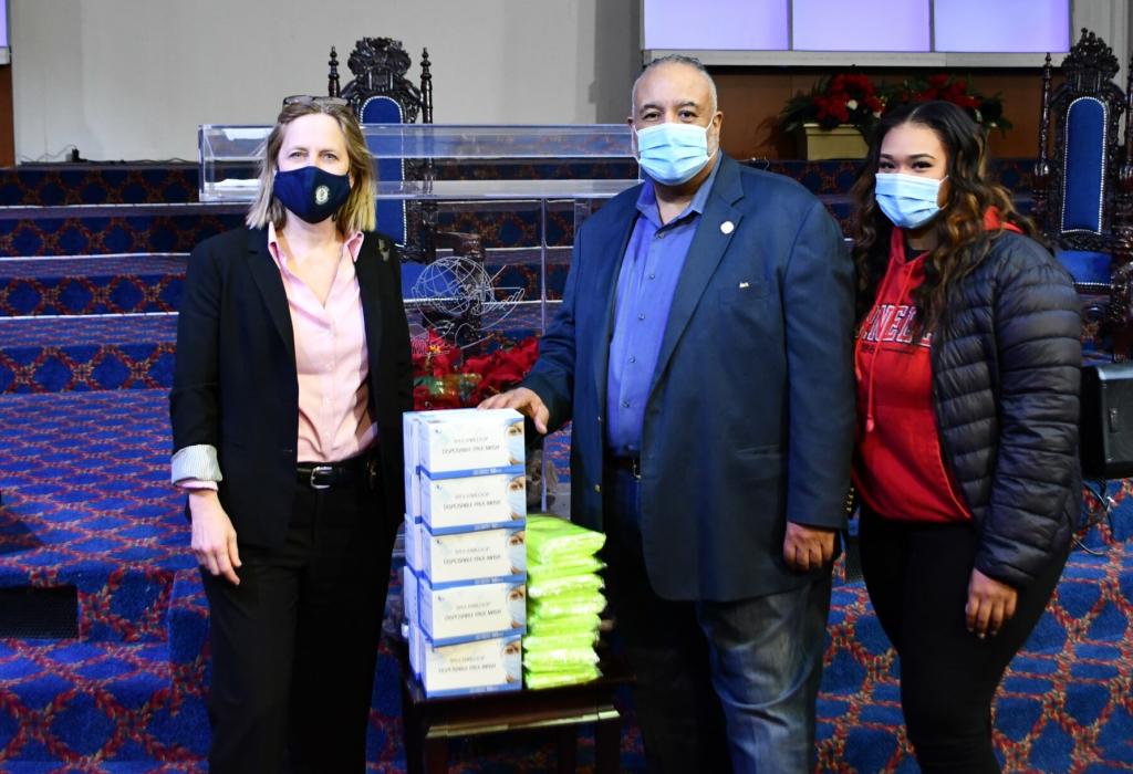 DA Melinda Katz and the Community Partnerships Division distribute thousands of masks to community organizations that serve people in need. February 9, 2021.